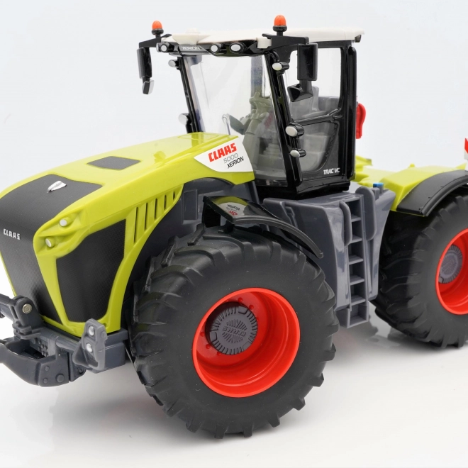 Modelltraktor Britains CLAAS Xerion 5000
