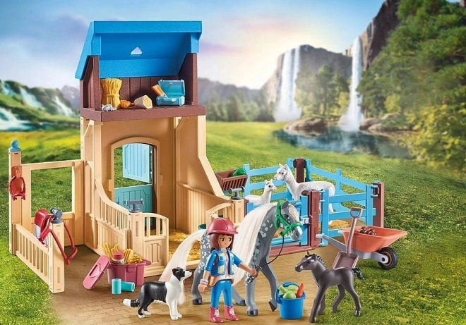 Spielset mit Pferdefiguren Amelia und Whisper im Stall