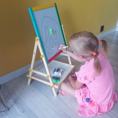 Zweiseitige Holztafel für Kinder