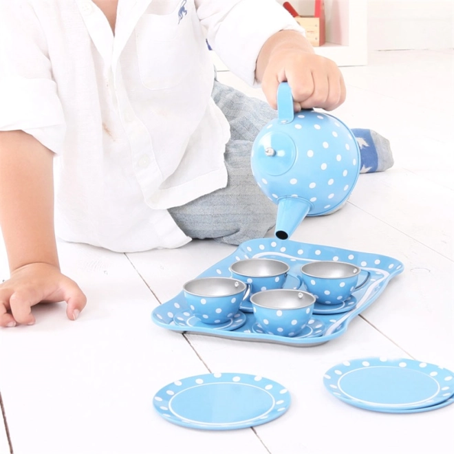Robustes Teeset aus Metall