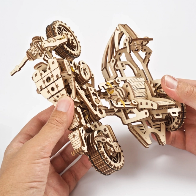 Ugears 3D Holzmechanisches Puzzle Scrambler Motorrad mit Sidecar