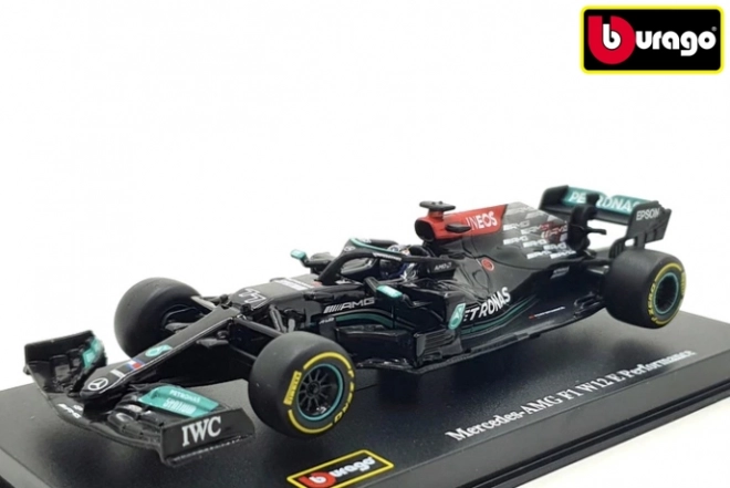 Bburago Mercedes-AMG F1 W12 E Performance Modellauto im Maßstab 1:43