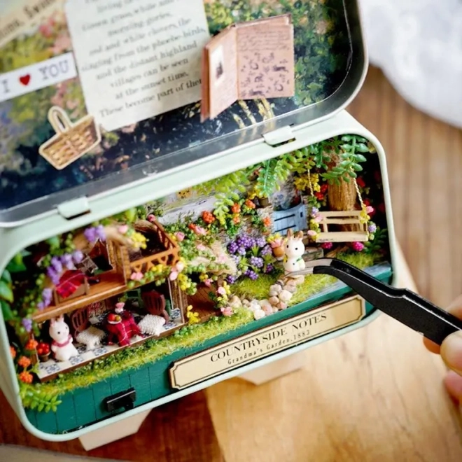 Miniatur-Puppenhaus in der Schachtel – Chalet