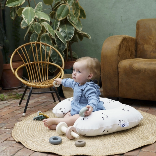 Komfort für das Baby beim Liegen und Sitzen