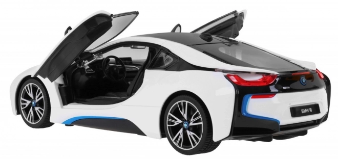 Ferngesteuertes BMW i8 Modell in Weiß von Rastar im Maßstab 1:14