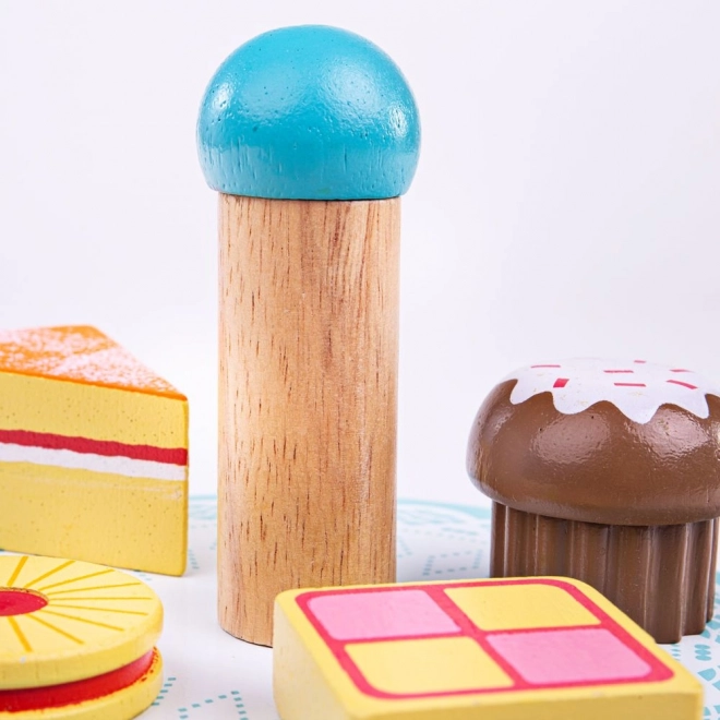 Bigjigs Toys Kuchenständer mit Leckereien