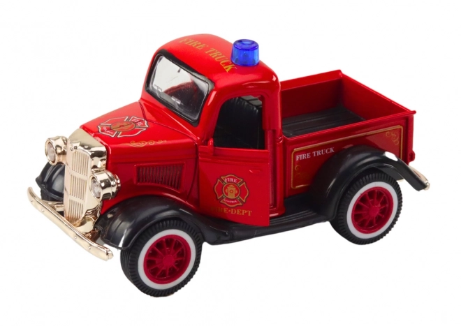 Klassisches Feuerwehr-Auto mit Licht- und Soundeffekten