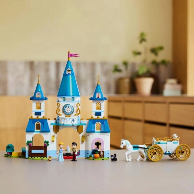 Cinderellas Schloss und Kutsche