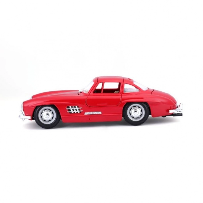 Mercedes Benz 300SL Rot Modellauto von Bburago