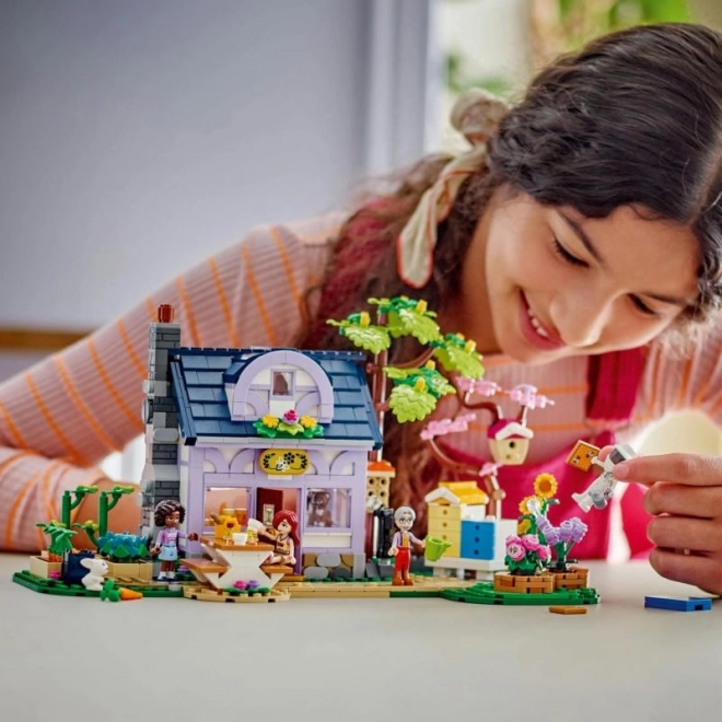 Lego Friends Bienenhaus und Blumengarten