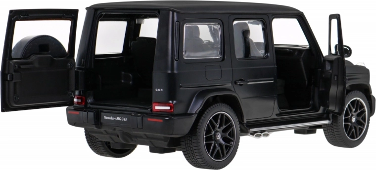 Realistische Details und öffnende Türen