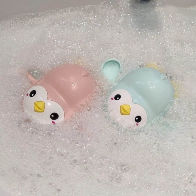 Niedliche Aufzieh-Pinguine für die Badewanne