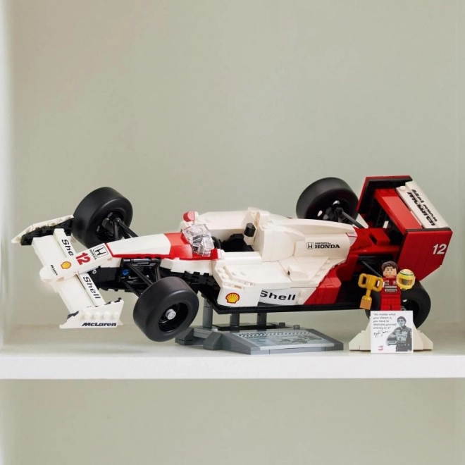 Bausatz LEGO McLaren MP4/4 und Ayrton Senna