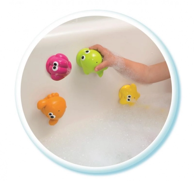 Insel mit Cotoons-Tierchen zum Baden