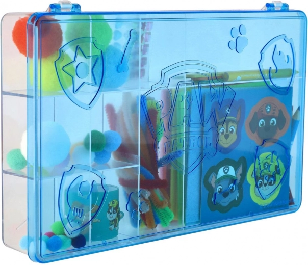 Stabiler Kunststoffkoffer mit übersichtlichen Fächern