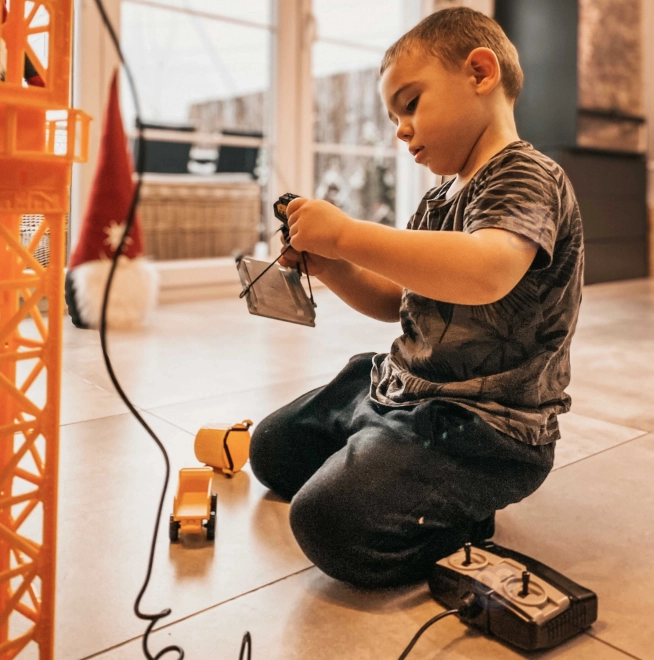 Ferngesteuerter Baukran für Kinder von Woopie
