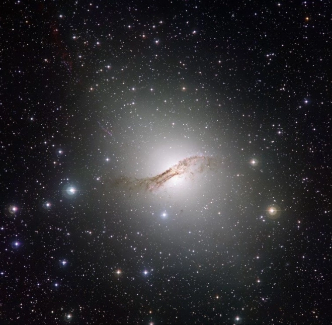 Quadratisches Puzzle Galaxie Centaurus A 1000 Teile