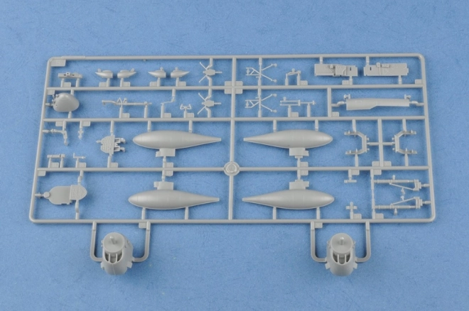 Plastikmodell des amerikanischen Kampfflugzeugs P-38 Lightning