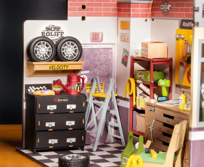 Miniatur-Garage von RoboTime