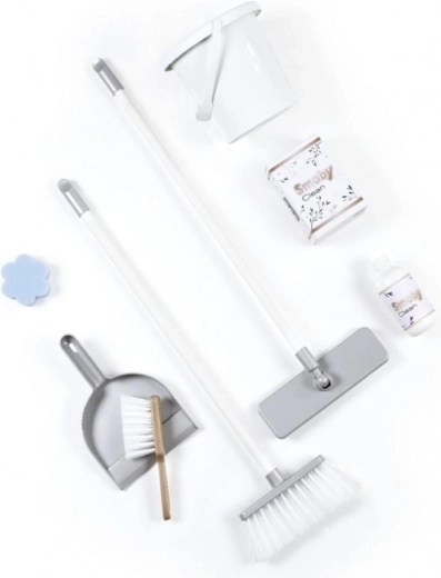 Umfangreiches Zubehör zum Erlernen von Ordnung