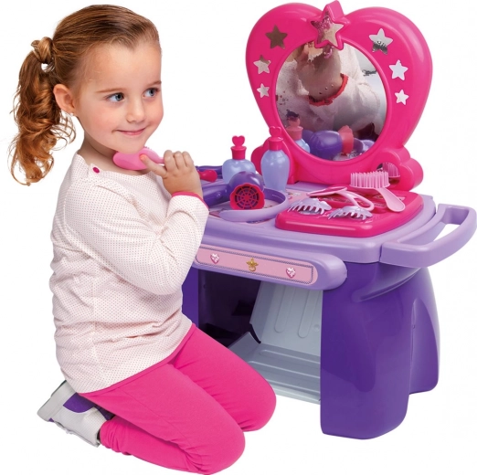 Umfangreiches Zubehör für realistisches Spiel