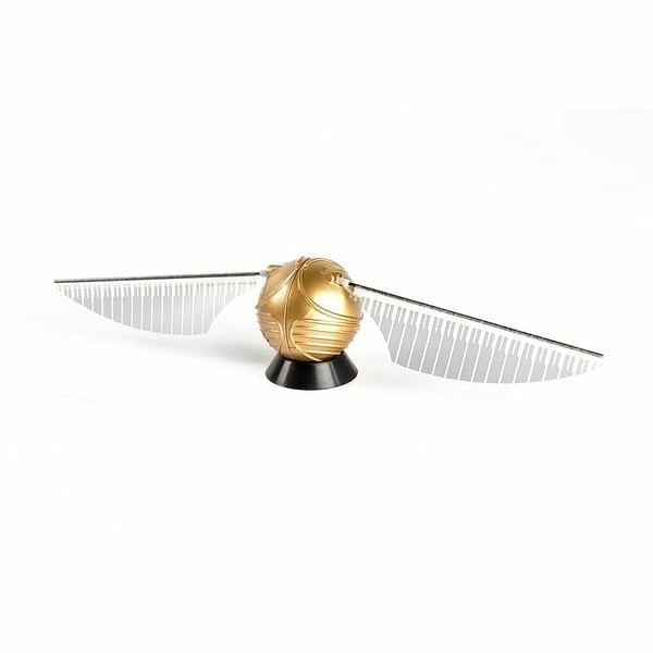 Fliegende Replika des Goldenen Schnatzes aus QUIDDITCH
