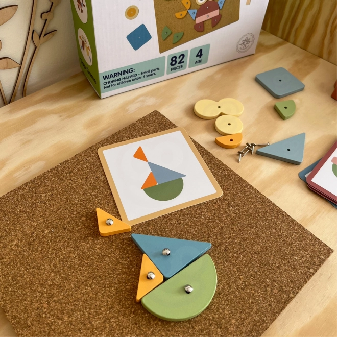 Woopie Green Holzspiel Set mit Hammer und Korkplatte