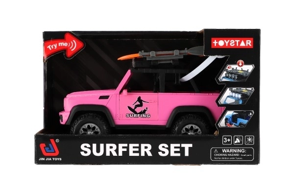 Rosa Geländewagen mit Surfbrettern und Lichteffekten
