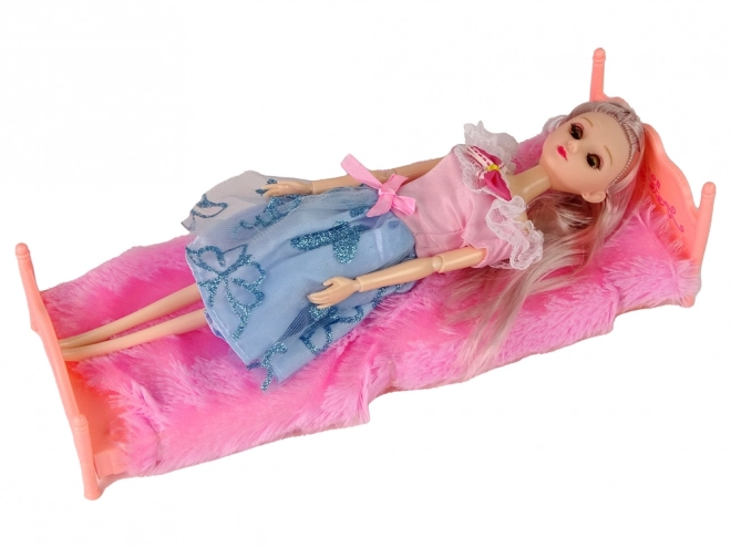Puppenhausmöbel-Set mit Schrank und Zubehör