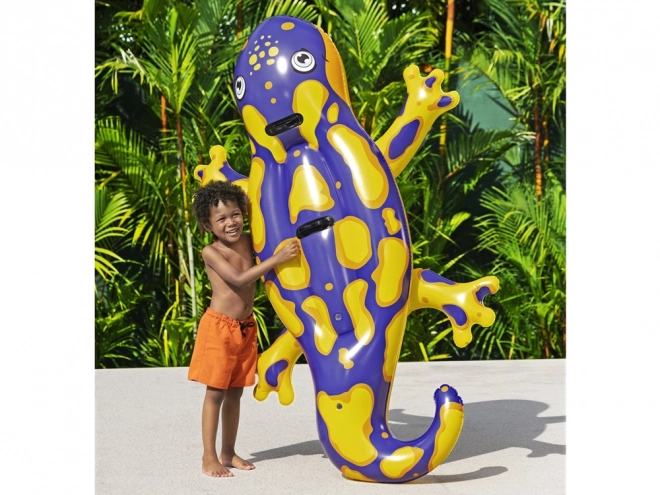Aufblasbare Kinder-Luftmatratze in Form eines Salamanders