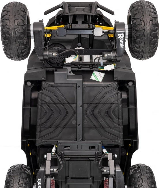 Gelbes Buggy Madman UTV-MX