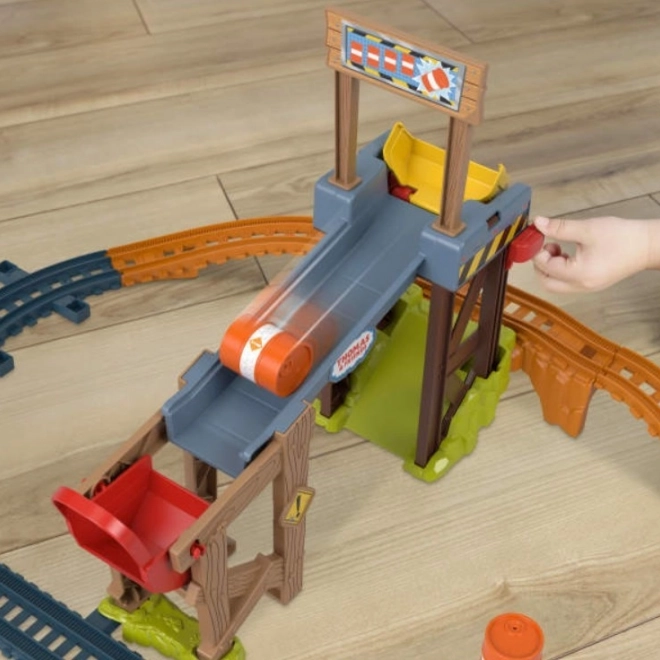 Diesel-Basis auf der Baustelle mit Thomas und Freunden
