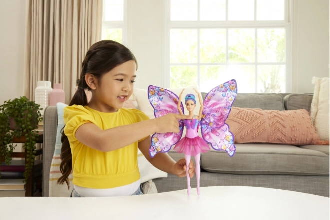 Barbie Tänzerin mit Schmetterlingsflügeln