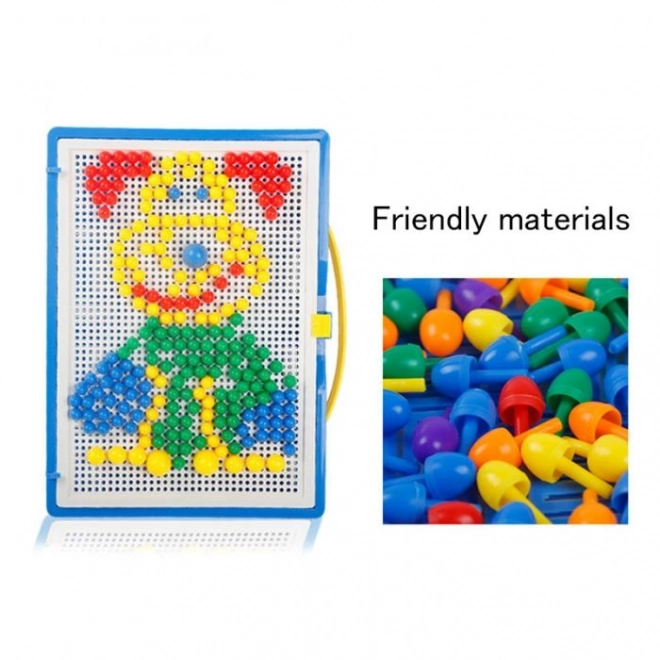 Bunte Mosaik mit 296 Pilzsteckern