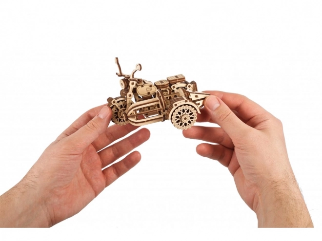 Ugears 3D Holz-Mechanikpuzzle Militär LKW