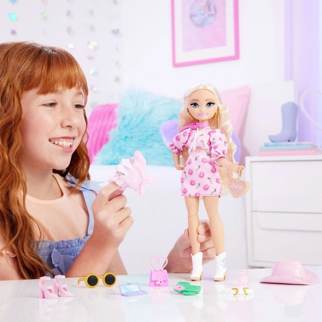 Barbie Dream Besties Malibu Festival Outfit