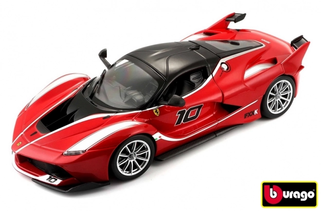 Bburago Ferrari FXX K im Maßstab 1:24 in Metallic-Rot