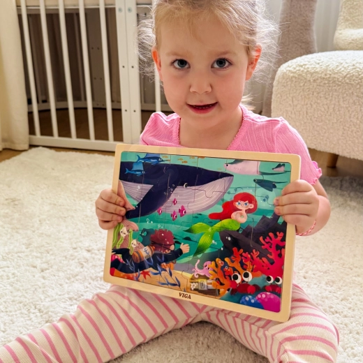 Farbenfrohe Unterwasserillustration, die begeistert