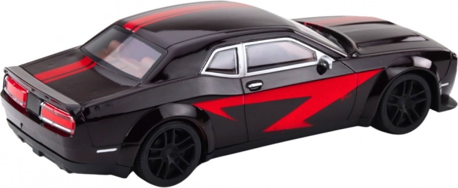 Schwarzes-rotes Sportwagen mit mechanischem Antrieb