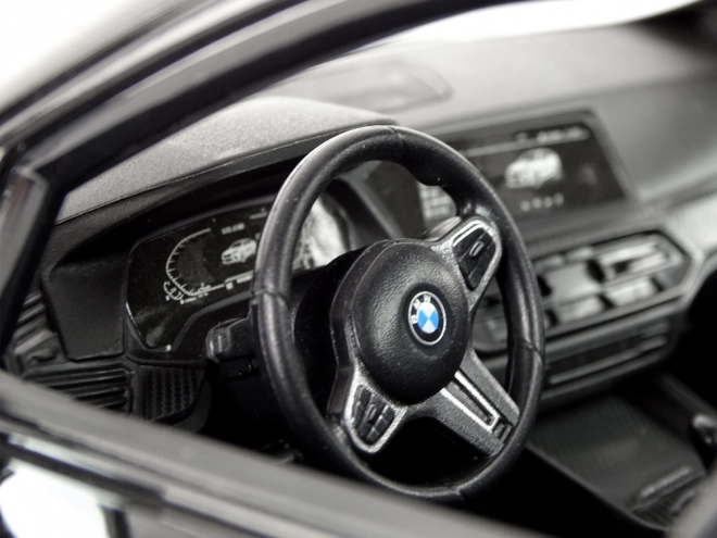Ferngesteuertes Auto BMW X6 M