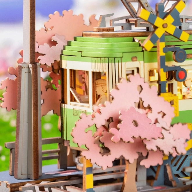 3D Holzpuzzle Japanische Straßenbahn mit Kirschblüten