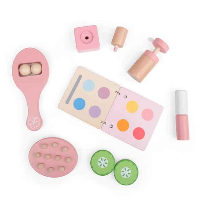 Umfangreiches Set aus Holz-Accessoires