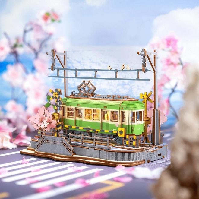 3D Holzpuzzle Japanische Straßenbahn mit Kirschblüten