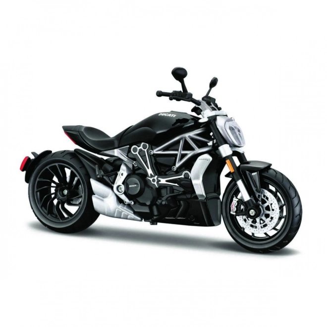 Modellmotorrad im Maßstab 1:12