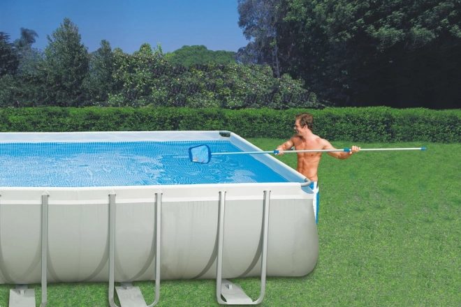 Pool-Reinigungsset mit Wasserstaubsauger Intex