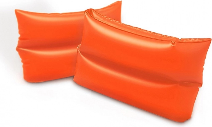 Große Intex Schwimmflügel