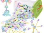 Bunte Bausteine in Form von Schneeflocken
