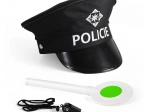 Set für kleine Polizisten mit Verkehrskelle und Pfeife
