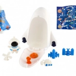 Weltraumrakete mit Zubehör