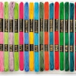 Playbox Stickgarn für Sticken und Basteln, 25 Stück